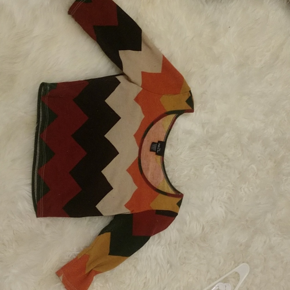 Cropped long sleeve